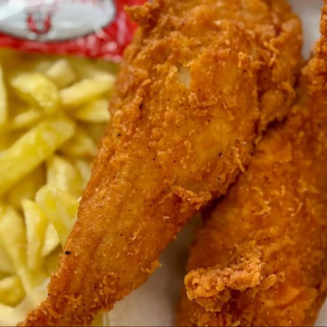 4 Pc Tenders W/fries.